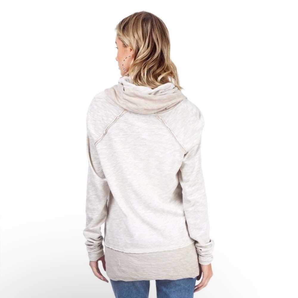 Free People Beach size XS/S Oversized Tan Cocoon cowlneck pullover long sleeve - Picture 12 of 13